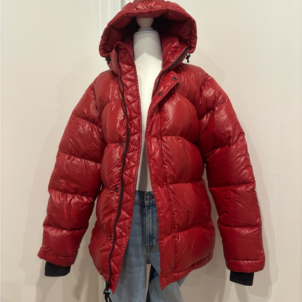 Aritzia/ TNA SUPERPUFF